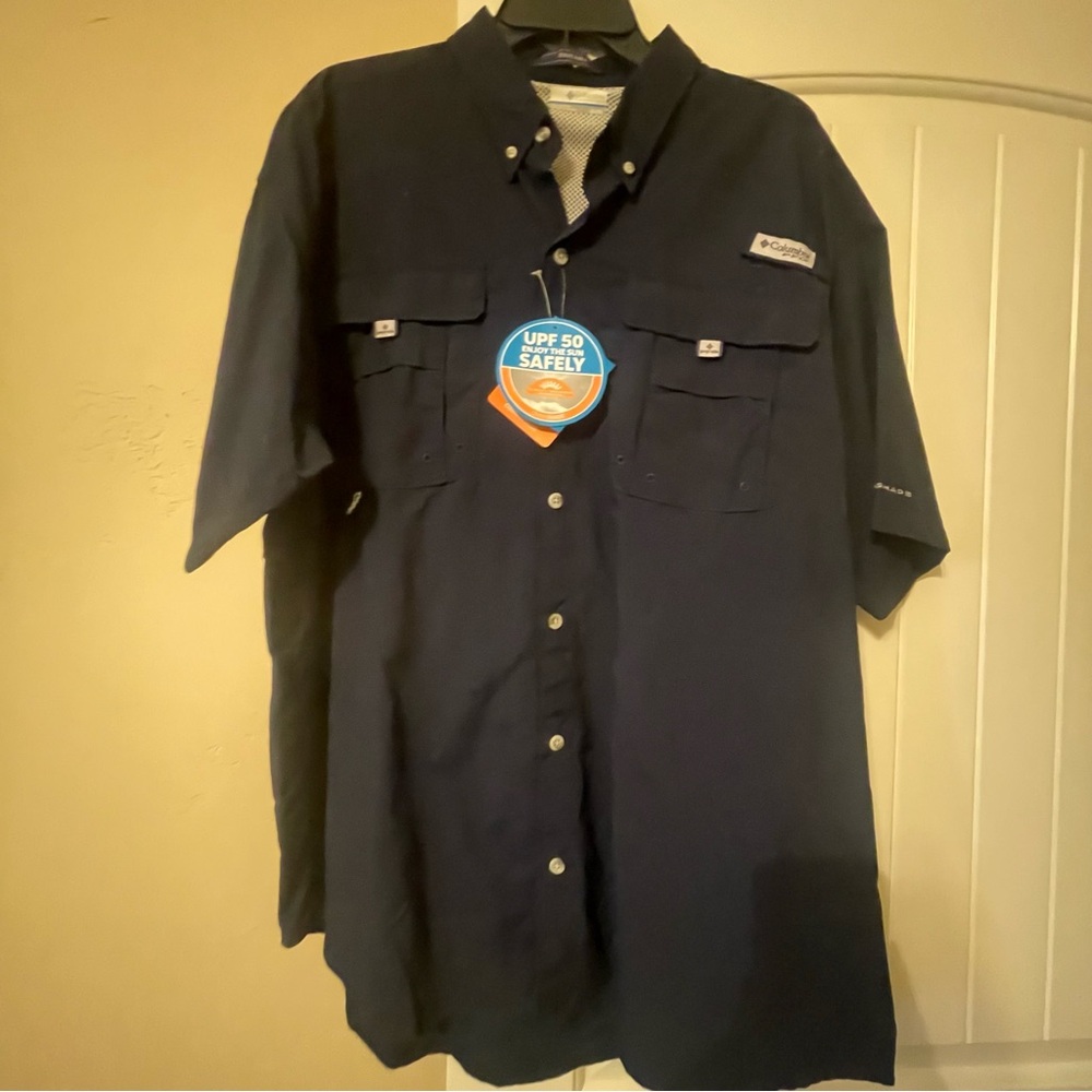 Columbia Blue Casual Button Down Shirt for Everyday Comfort